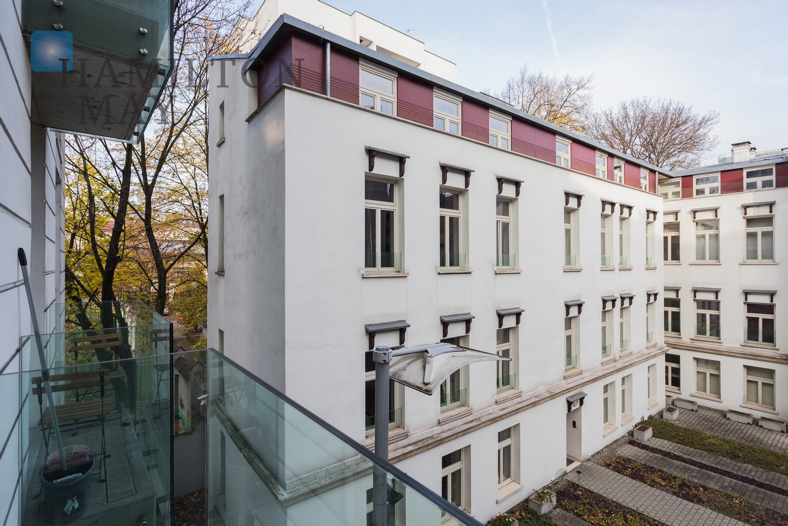 Modern, one-bedroom apartment in the prestigious investment - Sobieski Residence in the Old Town Krakow for rent