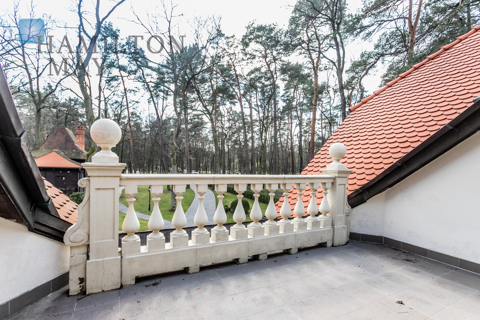 A beautiful, representative villa for sale in the heart of Konstancin Warsaw for sale