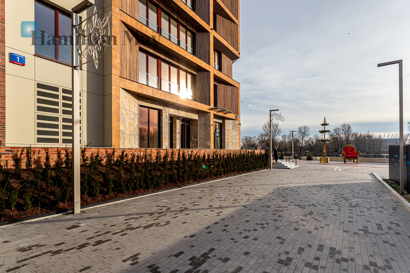 A modern and elegant Port Praski settlement located on the right Vistula river bank - slider