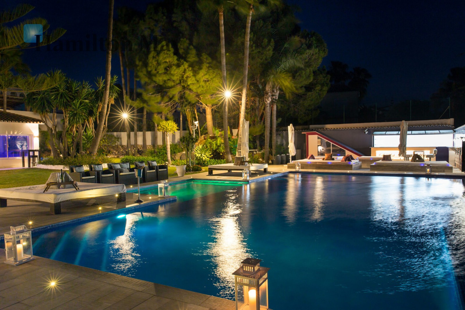 Wonderful eight bedroom villa with stunning, panoramic views across the Mediterranean Sea - slider