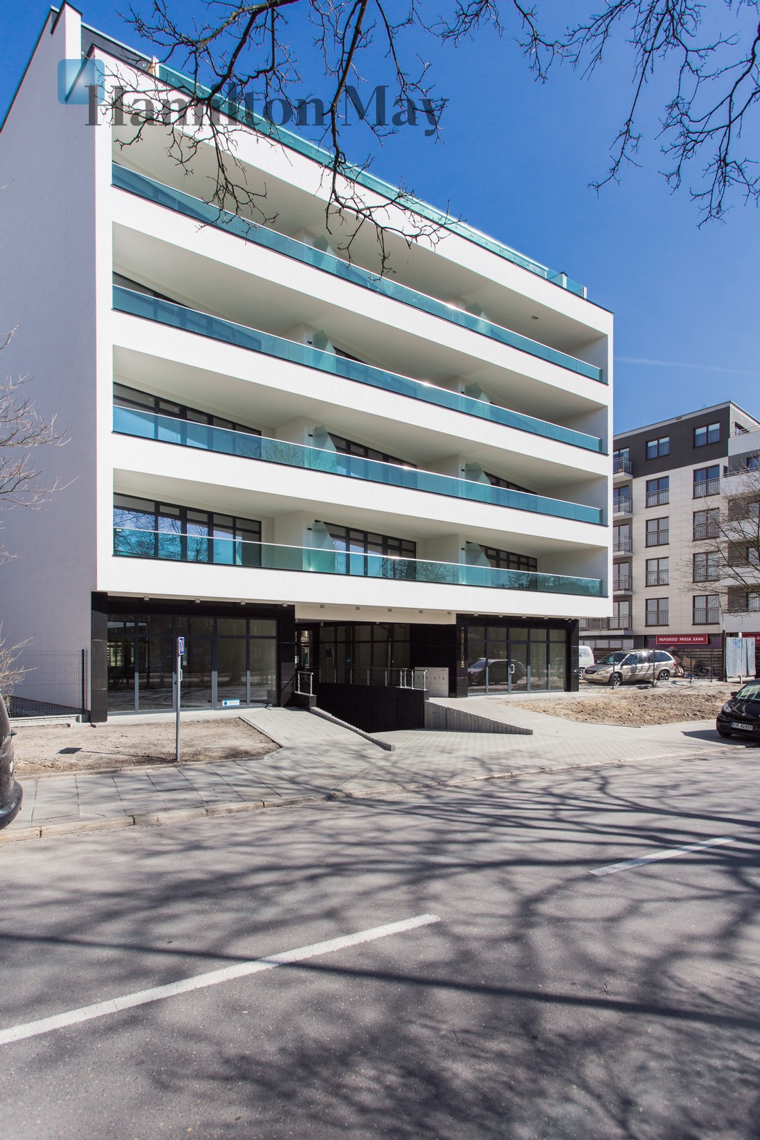 Level: 5 Status: existing Number of units: 45 Sale price from: 300000PLN Avg. sales price/m2: 11500PLN Rental price from: nullPLN Avg. rental price/m2: nullPLN - slider