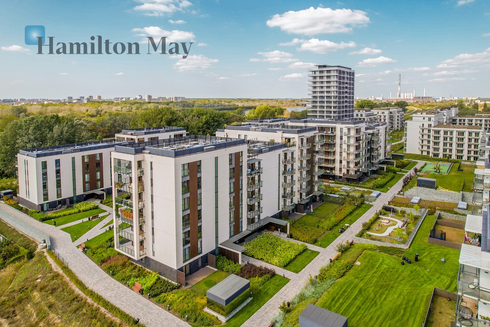 Bulwary Praskie: Modern Architecture and Proximity to Nature - slider