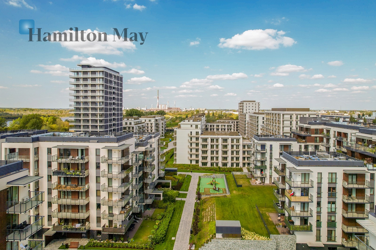Bulwary Praskie: Modern Architecture and Proximity to Nature - slider