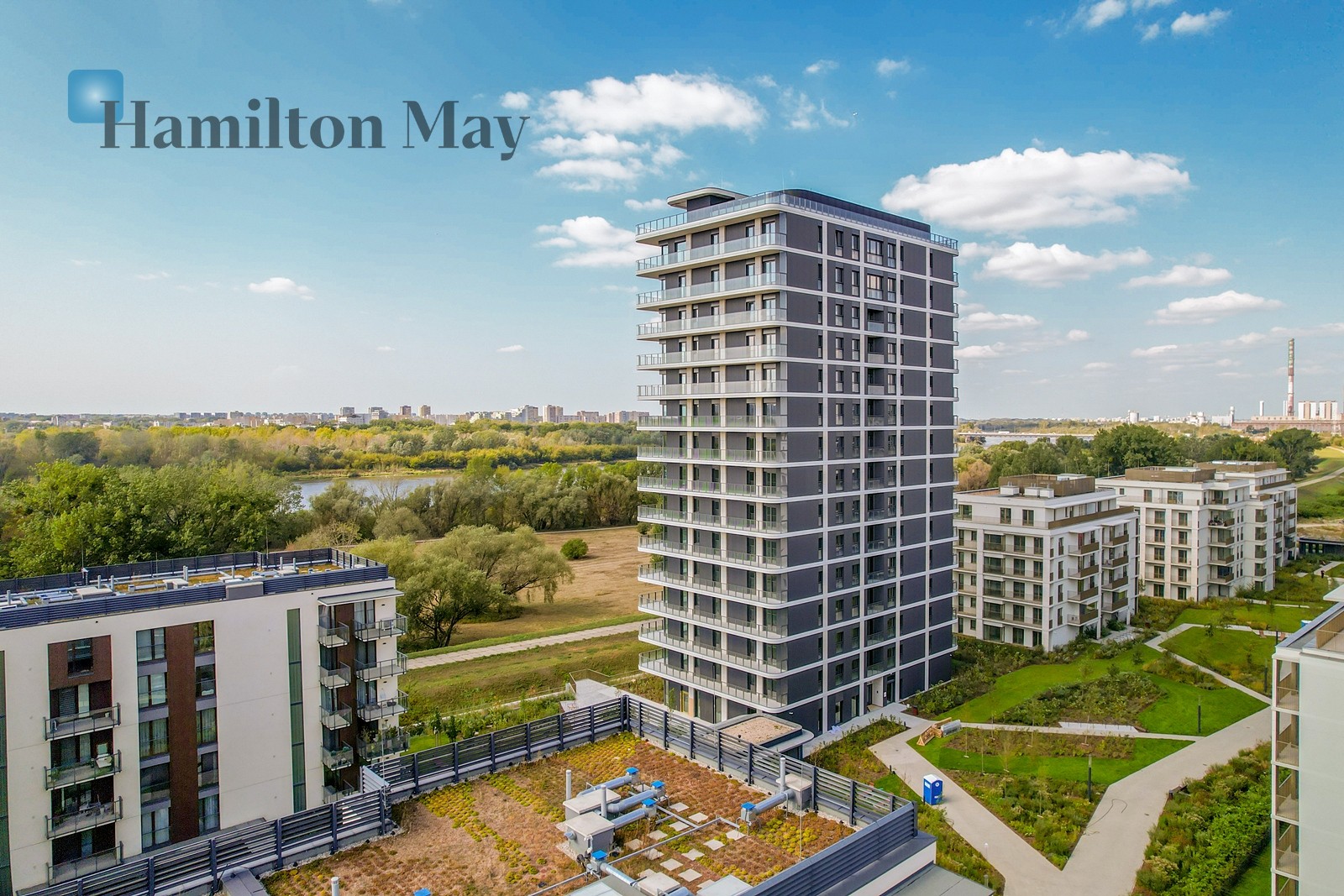 Bulwary Praskie: Modern Architecture and Proximity to Nature - slider