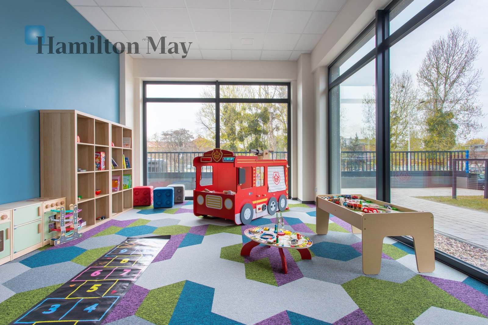 Street: Czesława Miłosza Region: Psie Pole Subregion: Kleczków Level: 7 Status: construction Number of units: 389 - slider