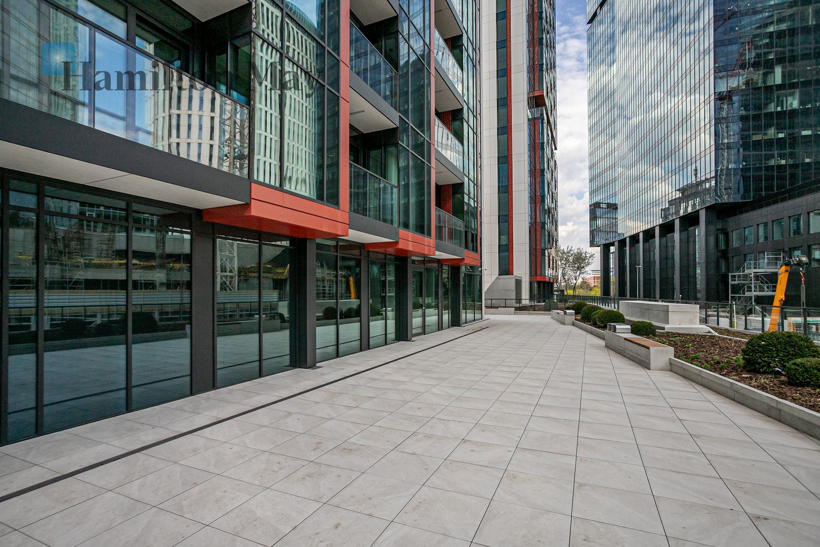 Towarowa Square – the Heart of a New, Sustainable Warsaw - slider