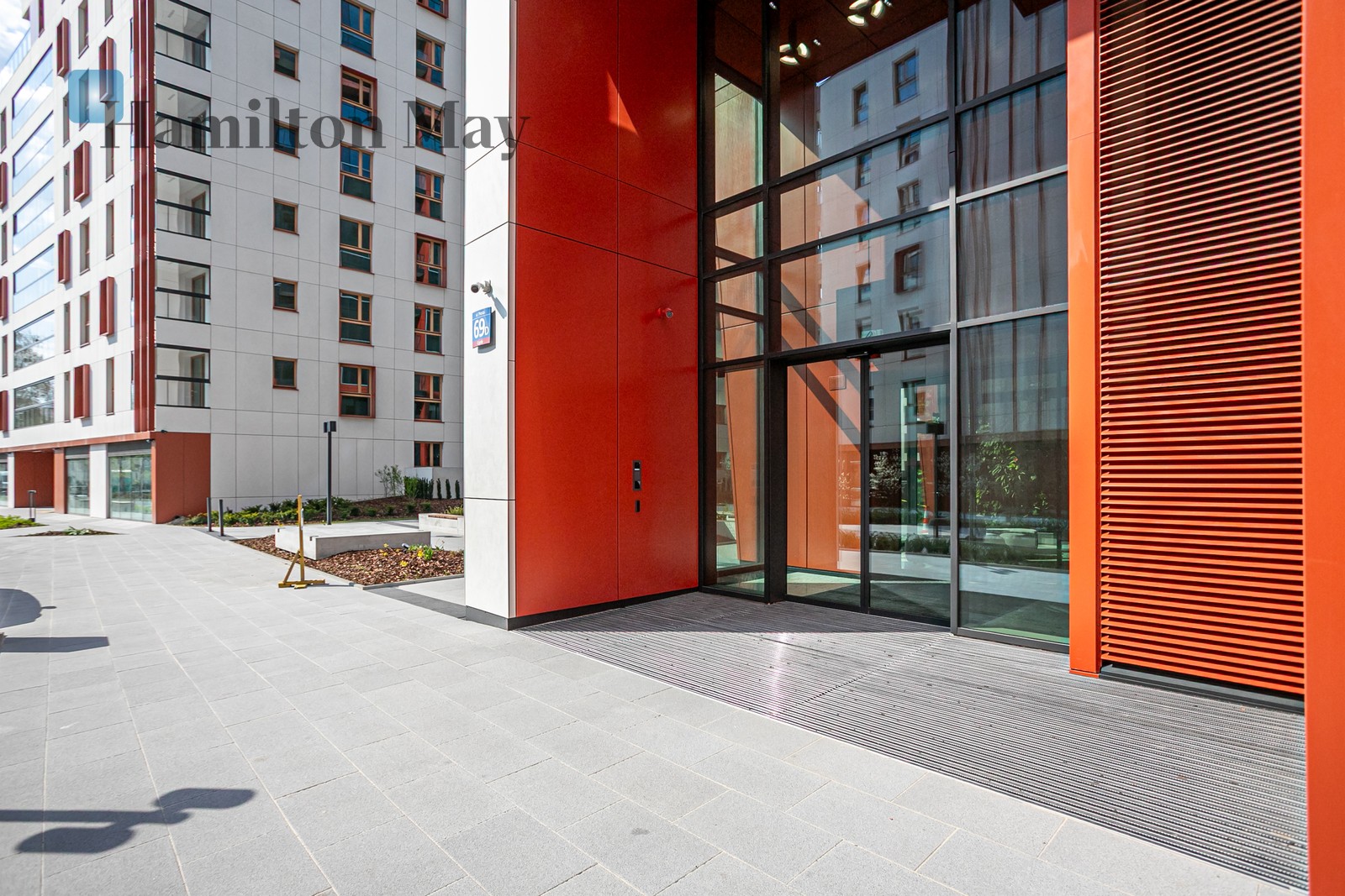 Towarowa Square – the Heart of a New, Sustainable Warsaw - slider