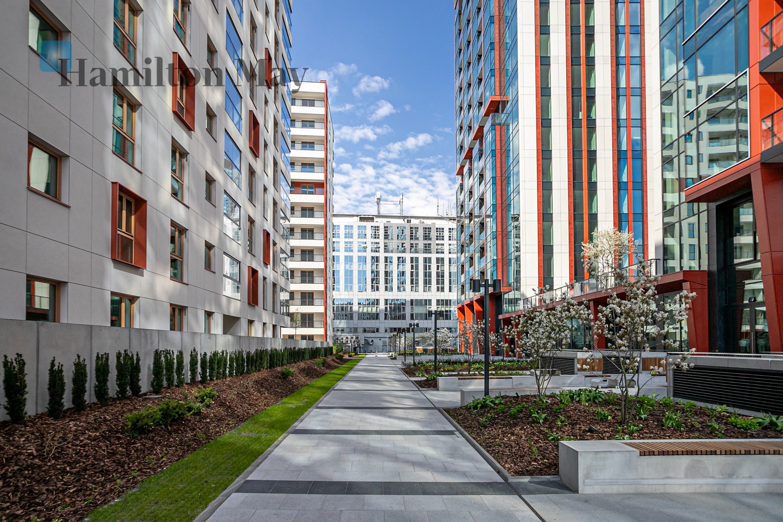 Towarowa Square – the Heart of a New, Sustainable Warsaw - slider