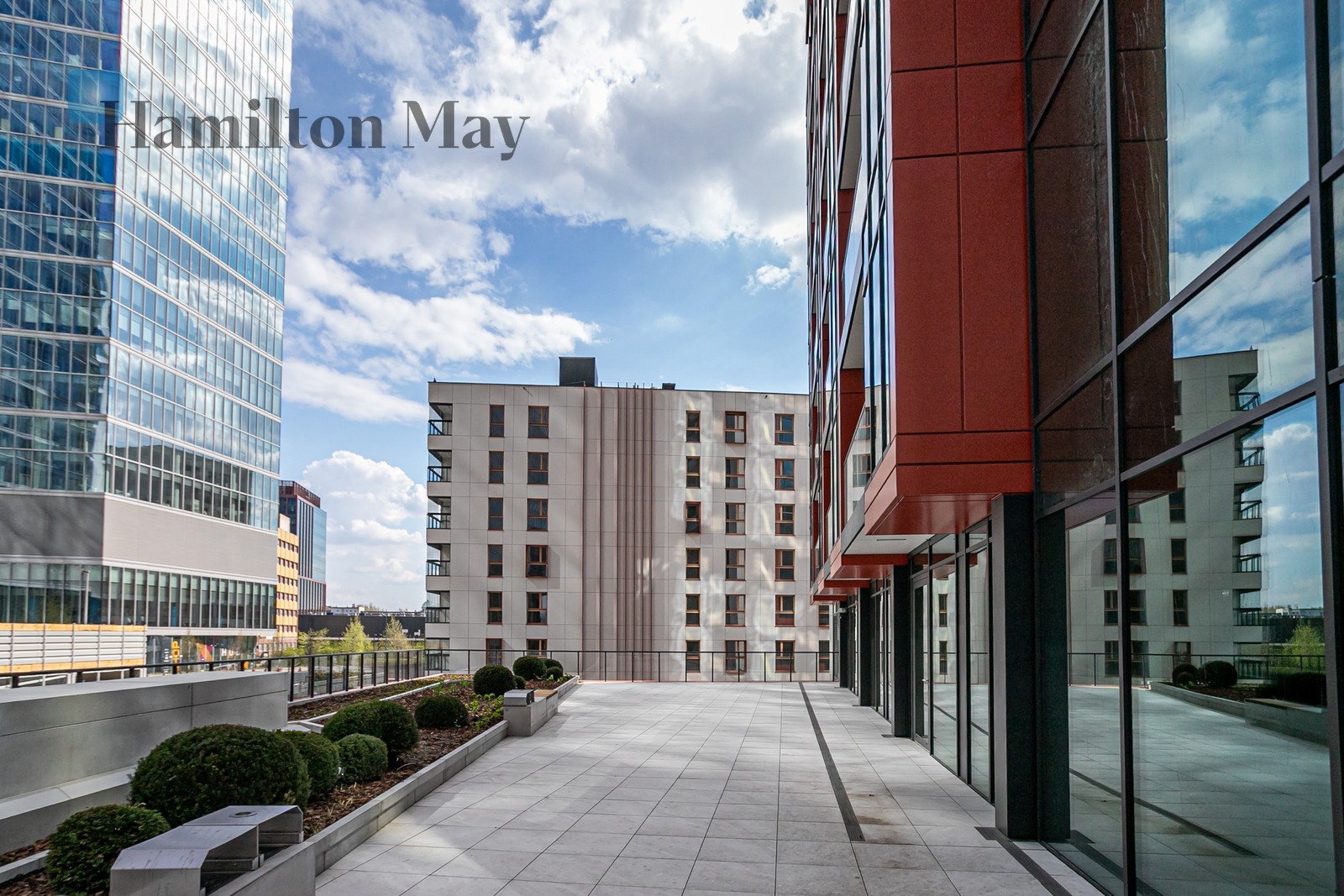 Towarowa Square – the Heart of a New, Sustainable Warsaw - slider