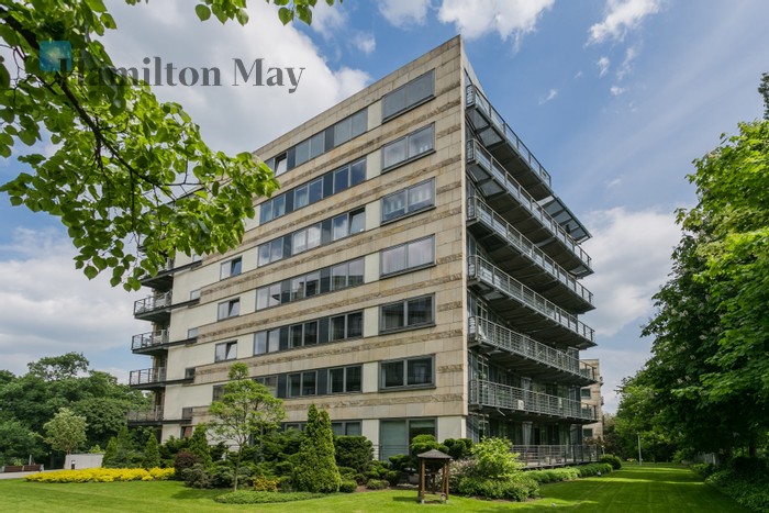 City: Warszawa Street: Książęca Region: Śródmieście Subregion: Solec Level: 8 Status: existing Number of units: 82 Price on application Rental price from: nullPLN Avg. rental price/m2: nullPLN - slider