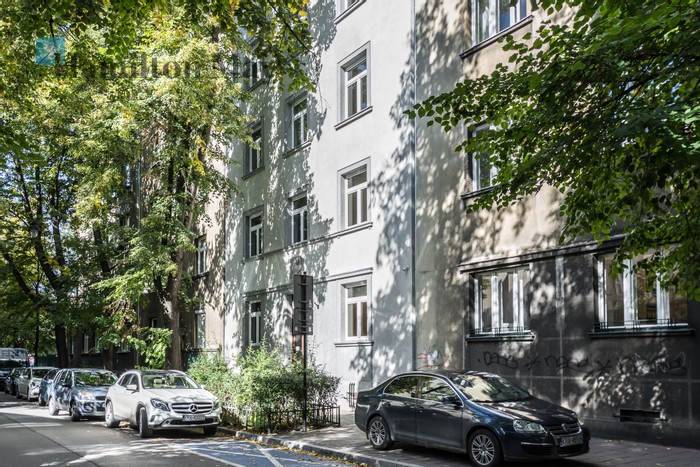 City: Kraków Street: Wenecja Region: Stare Miasto Subregion: Piasek Distance to centre: 0.77 km Level: 4 Status: existing Number of units: 12 Price on application Rental price from: null Avg. rental price/m2: null