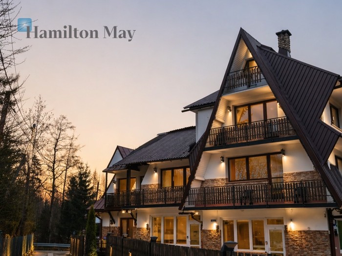 City: Zakopane Street: Bulwary Słowackiego Region: Zakopane Distance to centre: 86.27 km Price: 1290000 PLN Bedrooms: 2 Bathrooms: 2 Size: 55m2 - slider