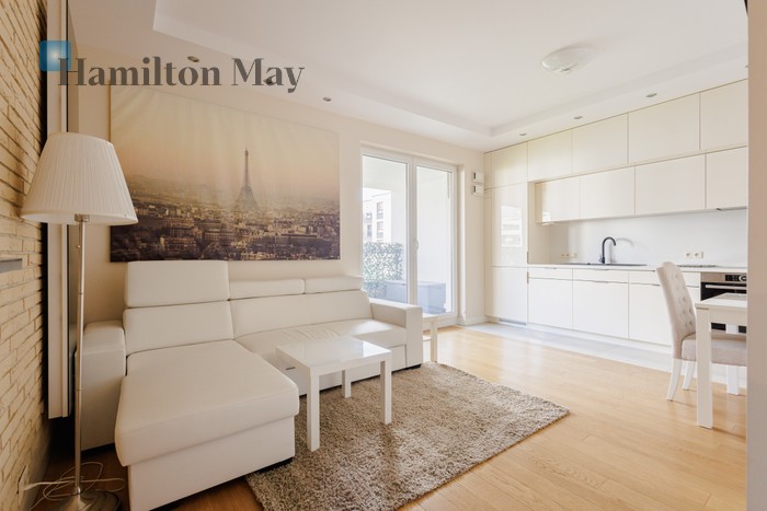 City: Warszawa Street: Jana Nowaka-Jeziorańskiego Region: Praga-Południe Subregion: Gocław Distance to centre: 4.38 km Level: 5 Price: 4600 PLN Bedrooms: 2 Bathrooms: 1 Size: 61m2 Price/m2: 75 PLN - slider