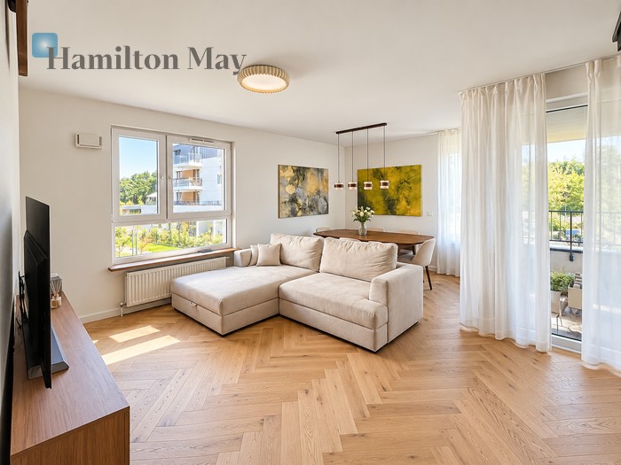 City: Warszawa Street: Kopalniana Region: Bemowo Subregion: Jelonki Południowe Distance to centre: 8.42 km Level: 1 Price: 9000 PLN Bedrooms: 4 Bathrooms: 2 Size: 114m2 Price/m2: 79 PLN - slider