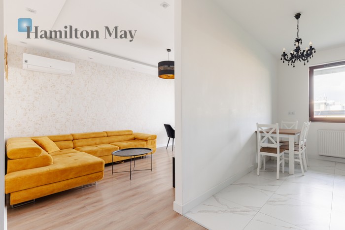 City: Warszawa Street: Kłopot Region: Wola Subregion: Powązki Distance to centre: 3.75 km Level: 3 Price: 1100000 PLN Bedrooms: 1 Bathrooms: 1 Size: 46.96m2 Price/m2: 23424 PLN - slider