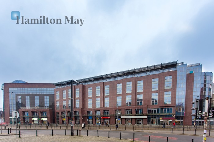 City: Wrocław Street: Krawiecka Region: Stare Miasto Level: 7 Status: existing Number of units: 161 Price on application Rental price from: null Avg. rental price/m2: null