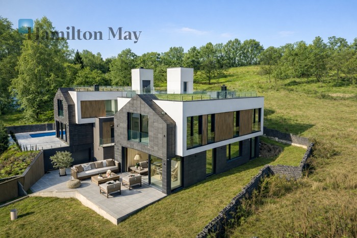 City: Kraków Street: Przyszłości Region: Zwierzyniec Subregion: Wola Justowska Distance to centre: 6.85 km Price: 6500000 PLN Bedrooms: 4 Bathrooms: 3 - slider