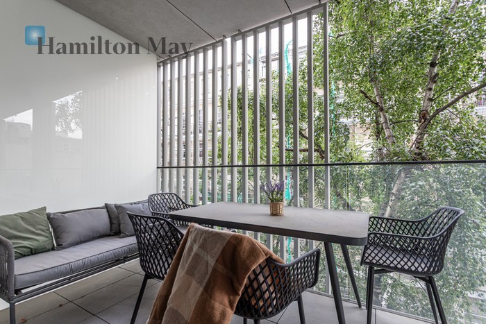 City: Warszawa Street: Zajęcza Region: Śródmieście Subregion: Powiśle Distance to centre: 1.56 km Level: 2 Price: 4800 PLN Bedrooms: 1 Bathrooms: 1 Size: 43m2 - slider