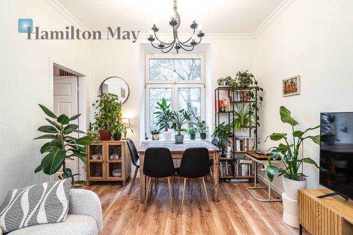 City: Kraków Street: Józefitów Region: Krowodrza Subregion: Nowa Wieś Distance to centre: 1.39 km Level: 1 Price: 1350000 PLN Bedrooms: 2 Bathrooms: 1 Size: 68m2 Price/m2: 19853 PLN - slider